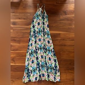 Wonderland NWT floral maxi dress - size M